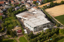 Vue aérienne de Nussbaum Automotive Lifts GmbH à le quartier Bodersweier in Kehl dans le département Bade-Wurtemberg, Allemagne