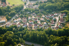 Oberhoffen-sur-Moder dans le département Bas Rhin, France vu d'un drone