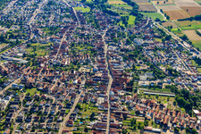 Photographie aérienne de Rue locale du milieu à Rülzheim dans le département Rhénanie-Palatinat, Allemagne