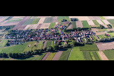 Vue aérienne de Du sud à Herxheimweyher dans le département Rhénanie-Palatinat, Allemagne