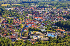 Vue aérienne de Lettre inférieure st à Jockgrim dans le département Rhénanie-Palatinat, Allemagne