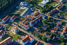 Lettre inférieure st à Jockgrim dans le département Rhénanie-Palatinat, Allemagne d'en haut