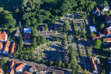 Vue aérienne de Cimetière à Jockgrim dans le département Rhénanie-Palatinat, Allemagne