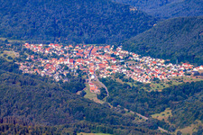 Vue aérienne de De l'ouest à Wernersberg dans le département Rhénanie-Palatinat, Allemagne