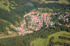 Vue aérienne de De l'est à Bundenthal dans le département Rhénanie-Palatinat, Allemagne