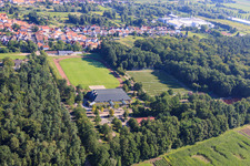 Photographie aérienne de TUS 08 nouveau terrain en gazon artificiel à le quartier Schaidt in Wörth am Rhein dans le département Rhénanie-Palatinat, Allemagne