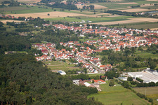 Vue aérienne de Du sud-est à le quartier Schaidt in Wörth am Rhein dans le département Rhénanie-Palatinat, Allemagne
