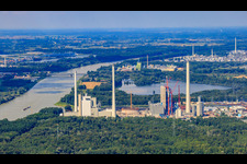 Vue aérienne de Nouveau bâtiment ENBW à le quartier Rheinhafen in Karlsruhe dans le département Bade-Wurtemberg, Allemagne