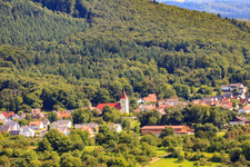 Vue aérienne de Saint-Jean à le quartier Oberweier in Gaggenau dans le département Bade-Wurtemberg, Allemagne