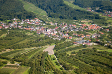 Vue aérienne de Quartier Haslach in Oberkirch dans le département Bade-Wurtemberg, Allemagne