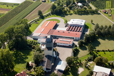 Vue aérienne de Kraewa GmbH. Theodor Walz Art et Customer Mill à le quartier Erlach in Renchen dans le département Bade-Wurtemberg, Allemagne