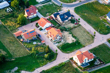 Steinfeld dans le département Rhénanie-Palatinat, Allemagne du point de vue du drone