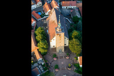 Vue aérienne de Église catholique de Saint-Léodegar à Steinfeld dans le département Rhénanie-Palatinat, Allemagne