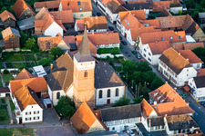 Vue aérienne de Église à le quartier Schaidt in Wörth am Rhein dans le département Rhénanie-Palatinat, Allemagne