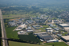 Vue aérienne de Zone industrielle de Daimlerstr à Malsch dans le département Bade-Wurtemberg, Allemagne