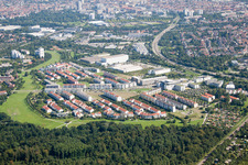 Enregistrement par drone de Quartier Oberreut in Karlsruhe dans le département Bade-Wurtemberg, Allemagne