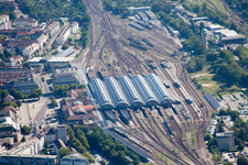 Plan des voies et gare principale de la Deutsche Bahn à le quartier Südweststadt in Karlsruhe dans le département Bade-Wurtemberg, Allemagne hors des airs