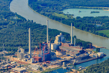 Vue aérienne de Nouveau bâtiment ENBW à le quartier Rheinhafen in Karlsruhe dans le département Bade-Wurtemberg, Allemagne