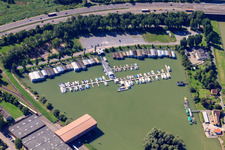 Vue aérienne de Club de bateaux à moteur Karlsruhe eV à le quartier Knielingen in Karlsruhe dans le département Bade-Wurtemberg, Allemagne