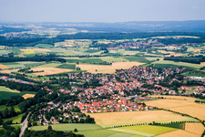 Vue aérienne de Du sud-est à Aglasterhausen dans le département Bade-Wurtemberg, Allemagne