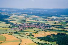 Vue aérienne de Ville vue de l'est à Epfenbach dans le département Bade-Wurtemberg, Allemagne