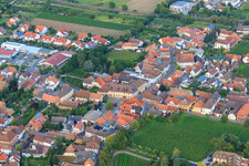 Vue aérienne de Speyerer Straße x Staatsstr à Edesheim dans le département Rhénanie-Palatinat, Allemagne