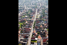 Photographie aérienne de Rue Léopold à le quartier Leopoldshafen in Eggenstein-Leopoldshafen dans le département Bade-Wurtemberg, Allemagne
