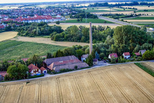 Vue aérienne de Menuiserie Hellmann dans l'ancienne briqueterie à Kuhardt dans le département Rhénanie-Palatinat, Allemagne