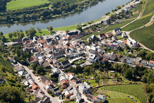 Wormeldange dans le département Greiwemacher, Luxembourg vue d'en haut