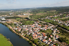 Vue aérienne de Perl dans le département Sarre, Allemagne