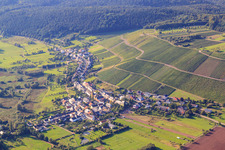 Vue aérienne de Wawern dans le département Rhénanie-Palatinat, Allemagne