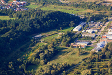 Vue aérienne de Glissant en dessous de moi à Konz dans le département Rhénanie-Palatinat, Allemagne