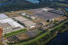 Daimler GLC sur l'île Verte à Germersheim dans le département Rhénanie-Palatinat, Allemagne hors des airs