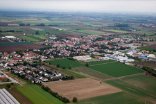 Vue oblique de Quartier Assenheim in Hochdorf-Assenheim dans le département Rhénanie-Palatinat, Allemagne
