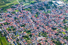 Weisenheim am Sand dans le département Rhénanie-Palatinat, Allemagne depuis l'avion