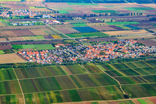 Vue aérienne de Gerolsheim dans le département Rhénanie-Palatinat, Allemagne