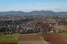 Quartier Billigheim in Billigheim-Ingenheim dans le département Rhénanie-Palatinat, Allemagne depuis l'avion