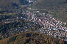 Vue oblique de Annweiler am Trifels dans le département Rhénanie-Palatinat, Allemagne