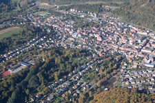 Annweiler am Trifels dans le département Rhénanie-Palatinat, Allemagne depuis l'avion