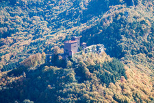 Vue aérienne de Château de Trifels à Annweiler am Trifels dans le département Rhénanie-Palatinat, Allemagne