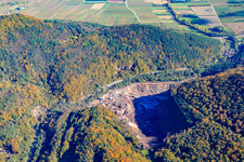 Vue aérienne de Carrière de granit du Palatinat à Waldhambach dans le département Rhénanie-Palatinat, Allemagne
