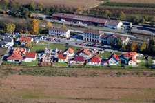 Vue aérienne de Bâtiment des voies et gares de la Deutsche Bahn Winden (Palatinat) à Winden dans le département Rhénanie-Palatinat, Allemagne