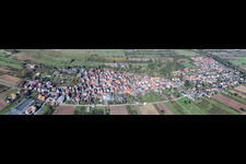 Vue aérienne de Panorama à Winden dans le département Rhénanie-Palatinat, Allemagne