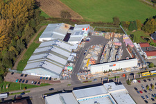 Vue d'oiseau de Centre de construction de l'Union Hornbach Kandel à le quartier Minderslachen in Kandel dans le département Rhénanie-Palatinat, Allemagne
