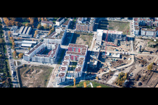 Vue oblique de Kriegsstraße Est à le quartier Südstadt in Karlsruhe dans le département Bade-Wurtemberg, Allemagne