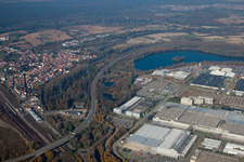 Vue aérienne de De l'est à Wörth am Rhein dans le département Rhénanie-Palatinat, Allemagne