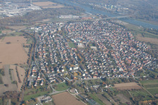 Quartier Maximiliansau in Wörth am Rhein dans le département Rhénanie-Palatinat, Allemagne du point de vue du drone
