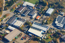 Vue aérienne de Zone industrielle Industriestraße avec AG AUTOMOBILE PRÉPARATION DE VÉHICULES - SERVICE DE PNEUS - STATION D'ACHAT DE VÉHICULES - CONCESSIONNAIRE AUTOMOBILE - SERVICE D'IMMATRICULATION à Hagenbach dans le département Rhénanie-Palatinat, Allemagne