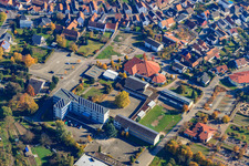 École primaire Hainbuchenschule Hagenbach à Hagenbach dans le département Rhénanie-Palatinat, Allemagne d'en haut