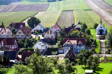 Niederlauterbach dans le département Bas Rhin, France vue du ciel